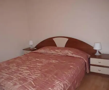 Διαμέρισμα Charming One Bed 423 In Main Flora Building Μπόροβετς